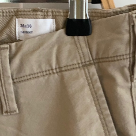 NWOT Men’s Gap for Good Tan Chino’s. 36” 36” skinny - Picture 7 of 7